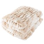 Lavish Home Oversized Ruched Faux Fur Blanket - 60x80-Inch Jacquard Faux Fur Queen-Size Throw for Sofas and Beds - Luxurious Bedding (Cream).