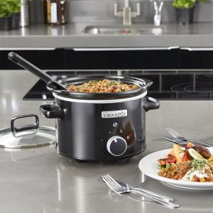Crock-Pot 2.4L Slow Cooker – Black Compact Kitchen Appliance