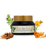 QAADU Radiant Day Cream | For Nourished, Healthy, Hydrated & Youthful Skin I Ideal for All Skin Types I Lightweight, with Calendula & Sandalwood Extracts | 50 gm |