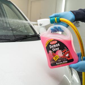 CarPlan Demon Shine Spray, 2 Litre – Quick Car Polish Finish