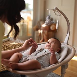 Maxi-Cosi Cassia Electric Baby Swing Chair – 360° Rotation, 12 Melodies, Classic Beige