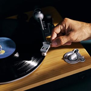 House of Marley Stir It Up Wireless Turntable – Bluetooth Vinyl Player