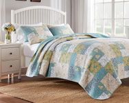 Greenland Home Evangeline Modern Floral Overstized Quilt and Pillow Sham Set, 3-Piece Full/Queen