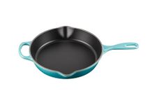 Le Creuset Signature Enamelled Cast Iron Deep Skillet With Helper Handle and Two Pouring Lips, For All Hob Types and Ovens, 26cm, 2 Litre, Teal, 20187261700422