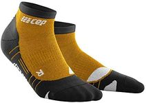 CEP - HIKING LIGHT MERINO LOW-CUT REDESIGN SOCKS for women | Merino wool hiking socks with compression in Sungold/black | size III