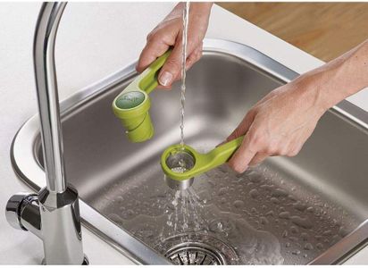 Joseph Joseph Helix Garlic Press – Green Stainless Steel