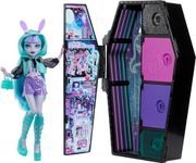 Monster High Doll and Fashion Set, Twyla Doll, Skulltimate Secrets: Neon Frights, Dress-Up Locker with 19+ Surprises, HNF82