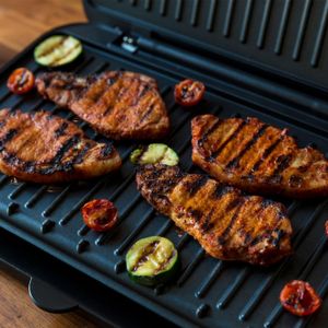 George Foreman Large Electric Grill – Black