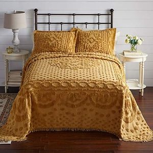 BrylaneHome Bedding Lightweight All Season Georgia Chenille Bedspread Ultra-Soft 100% Cotton with Medallion Pattern - King, Gold