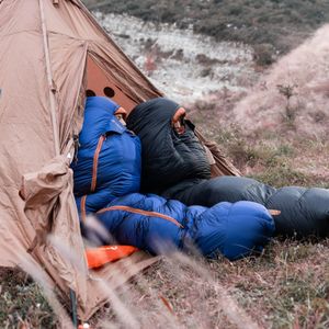 BUERTS XXL Ultralight Down Sleeping Bag – -7℃ Winter, Blue, Portable for Camping & Hiking