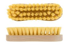 Elliott Wooden Scrubbing Brush with Curved Grip Handle, Durable Hard Synthetic Fibres, Ideal for Laundry, Carpet Cleaning and Scrubbing Hard and Laminate Floors