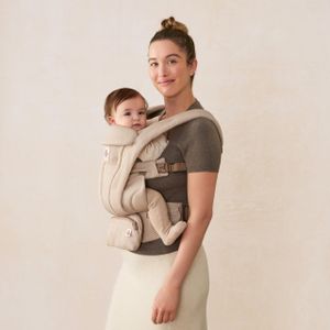 Ergobaby Omni Deluxe Baby Carrier – Beige, Adjustable Ergonomic Design