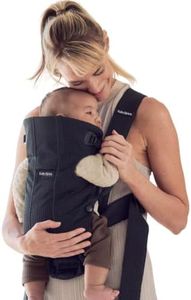BabyBjörn Baby Carrier Mini, Black, 3D Mesh | Newborn Carrier (7-15 lbs), Ergonomic, Easy-to-Use