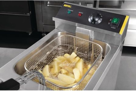 Buffalo Induction Fryer 7.5L – 3kW Commercial Deep Fryer