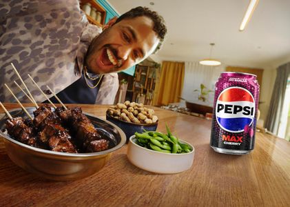 Pepsi Max Cherry Soft Drink, 24 x 330ml Cans