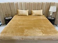 Money Home Decor Velvet Warm Winter Solid Flannel Elastic Fitted Bedsheets for Double Bed King Size 95x105 inches with 2 Pillow Covers | Double Bed Warm Bedsheet with Elastic (Tan)