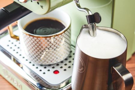 Swan Retro Espresso Machine – Green Coffee Maker