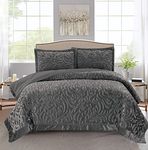 Luxurious Super King Size Bed Throws and Bedspreads Velvet Heavy Quilted Bedspread 3pcs Large Bed Throw with Hypoallergenic Pillow Set - Grey