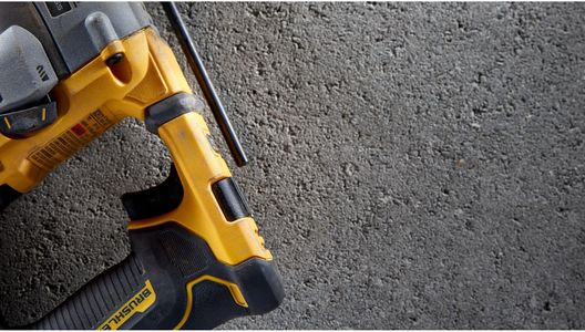 DEWALT 18V XR SDS Hammer Drill – Cordless Power Tool