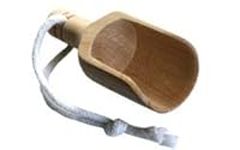 Small Wooden Scoop - ideal for bath salts 9cm