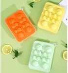 Cute teddy bear ice cube making mold, splash-proof and easy to fall off, for refrigerator with container cute bear ice cube tray to make frozen cocktail whiskey coffee (3PCS)