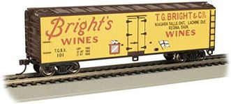 Bachmann Trains - 40' Wood Side Reefer - BRIGHT'S WINES - HO Scale