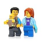 LEGO Camper Minifigure Pack: Mom/Dad Parents (with Baby Carrier and Baby) 60202