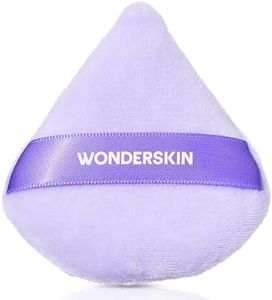 Wonderskin FYP Powder Puff - Triangle, Soft Velour Makeup Puff For Loose or Pressed Setting Powder