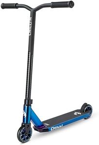 Chilli Pro Scooter Rocky Vol. 3 | High-End Stunt Scooter | Der perfekte Einsteiger Stunt Scooter | Gesamthöhe vo 82 cm | 110 mm PU Räder mit ABEC 9 Bearings | Blue Neochrome