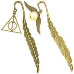 DKDDSSS 2pcs Bookmarks, Feather Bookmark, Bookmark with Hanging Golden Snitch Book Charm, Bookmark Gift for Readers and Book Lovers