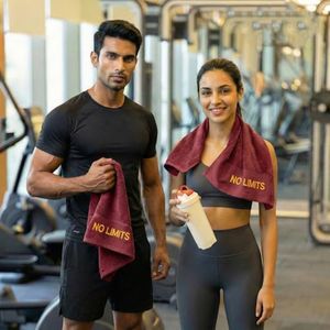 Earthy Fables Anti-Microbial Gym Towel, 600 GSM, 100% Combed Cotton, Odour-Free, Super Absorbent, for Gym, Sports & Equipment Protection, 40 x 76 cm, Hygiene Control, Set of 1, Vintage Maroon