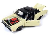 American Muscle 1969/5 Plymouth Road Runner Coupe Sunfire Yellow w/Black Top Looney Tunes Class of '69 Ltd Ed 1,002 pcs 1/18 Diecast Model Car by Autoworld AMM1179