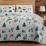 Great Bay Home King Christmas Quilt Set with Shams - Reversible Winter Bedspread Coverlet with Santa Holiday Pattern Bedding Set (Includes 1 Quilt, 2 Pillow Shams)