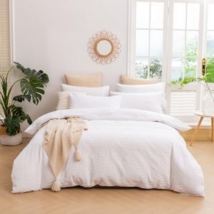 Dreamaker Leafy Jacquard 100% Ultra-Soft Cotton Quilt Cover Set Duvet Cover Cotton Bedding Bed Linens King Bed 3 pcs - Leafy Debossed Design, Elegant, Stylish, White, 1 Quilt Cover, 2 Pillowcases