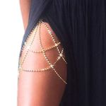 Victray Boho Crystal Leg Chains Body Chain Summer Beach Thigh Chain Fashion Body Jewelry for Women and Girls (Gold)