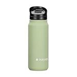 Navaris Stainless Steel Water Bottle - 700ml Vacuum Insulated Metal Sports Water Bottle with Easy Open Lid - Double Walled to Keep Drinks Cold - Green