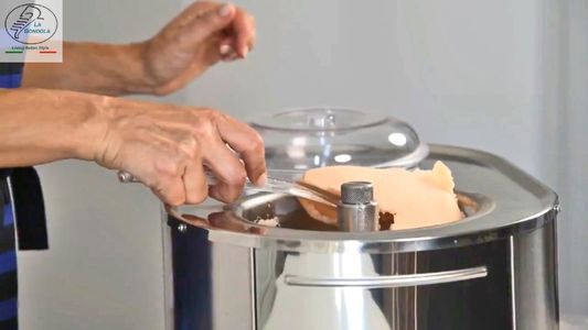 Musso Lussino Ice Cream Maker – Stainless Steel, 1.5L