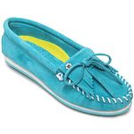 Minnetonka Women's Kilty Plus Hardsole Moccasin