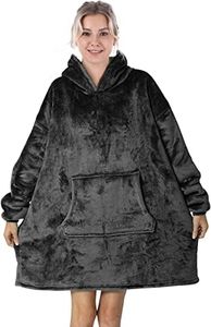 Lillian's HOME Oversized Flannel Blanket with Long Sleeves, Wearable and Cozy with Large Front Pocket, Sherpa Fleece Lining for Adults, Teens and Children One Size Fits All (Black)