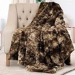 Everlasting Comfort Luxury Plush Blanket - Cozy, Soft, Fuzzy Faux Fur Throw Blanket for Couch - Ideal Comfy Minky Blanket for Adults for Cold Nights (Chocolate)