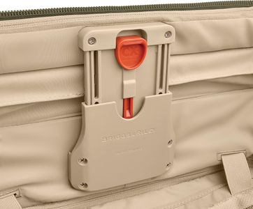 Briggs & Riley 66cm Spinner Suitcase – Olive