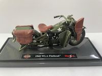 Maisto - 1/18 Motorcycle Harley Davidson - 1942 WLA Flathead - Military Green - Medium