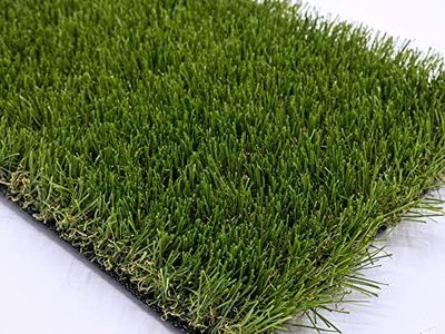 Gazon artificiel Hera. Hauteur totale : 40 mm. Dimensions : 2 x 5 m (10 m2). Profitez en famille. Neuf. Contenu de la livraison :