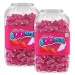 Boomer Skittles Bubble Gum Jar, Strawberry Flavoured Chewing Gum, Long Lasting Sweetness, Fun Chewing Gum Ideal For Sharing With Friends, 999.6 G, Pack Of 2