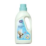 Chicco Sensitive Baby Laundry Detergent, Fresh Spring Fragrance, 1L | Liquid Detergent for Baby Clothes | Kills 99% Barteria and Fungi | 5X Stain Fighter | Free From Harsh Chemicals & Colorants