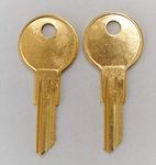 Two Replacement Keys for Herman Miller File Cabinet Office Furniture Cut to Lock/Key Numbers from UM351 to UM427 pre Cut to Code by keys22 (UM409)