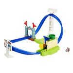 Hot Wheels HGK59 Mario Kart Basic Circuit Track Set with Mario Kart Vehicle, Video Game Inspired Playset for Children from 3 Years