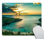 Smooffly Hawaiian Mouse pad, Sunrise Over Hanauma Bay On Oahu, Hawaii Sunbeams Through Dark Clouds Shoreline Personality Desings Gaming Mouse Pad