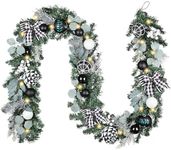 Valery Madelyn 9 Feet Pre-Lit Chris