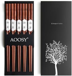 5 Pairs Natural Wooden Chopsticks Reusable Classic Japanese Style Chop Sticks Gift Sets, Dishwasher Safe, 8.8 Inch/22.5cm